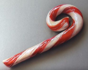 How to draw a 3d candy cane step by step