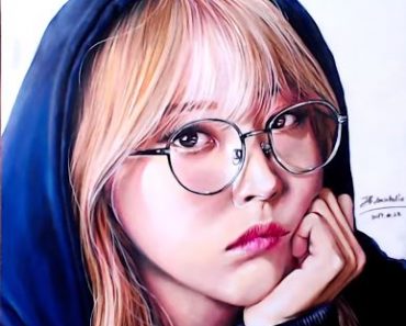 How to draw Moonbyul from the K-pop girl group Mamamoo