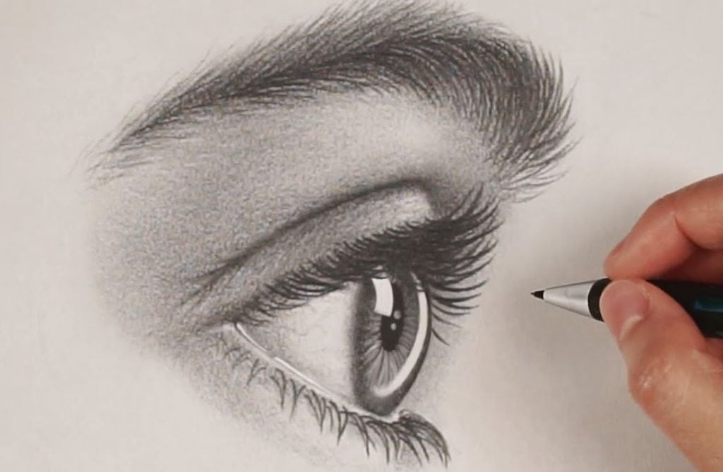How To Draw a Realistic Eye From the Side