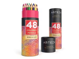 How many colored pencils are in a full set.